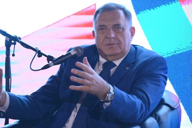 LIJEPI STRAH: Milorad Dodik na stranačkoj tribini otkrio zbog čega više ne smije ići u Sarajevo…