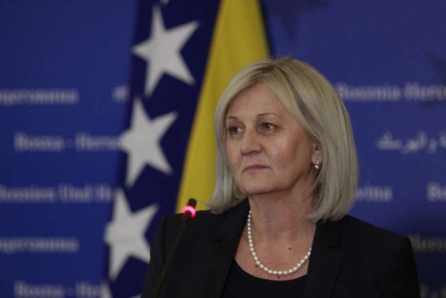 ODAKLE SAD OVO: Krišto bacila “rukavicu u lice” partnerima i spremila jednu od ključnih odluka za put EU u BiH