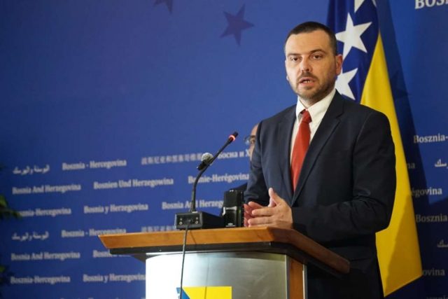 GOTOVO JE: Saša Magazinović se javio iz Parlamenta