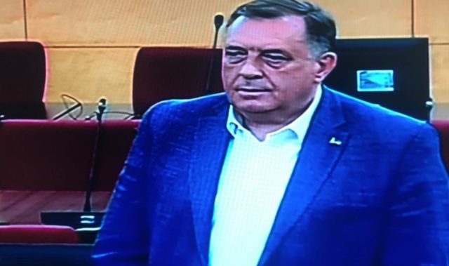 BURA U RS-U: Poziv Miloradu Dodiku da odstupi