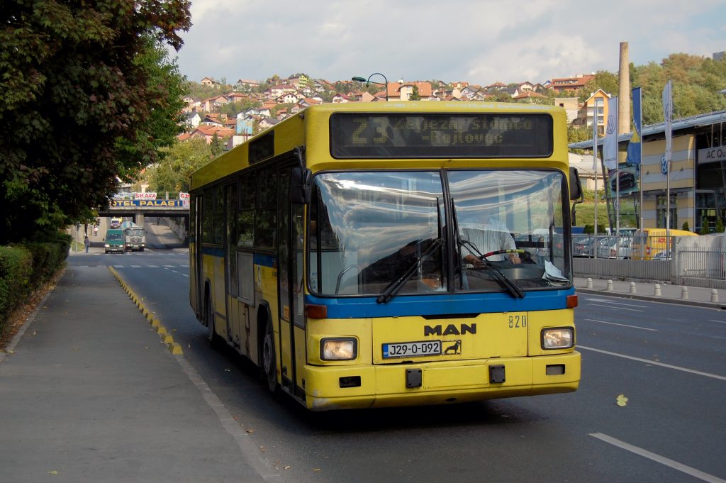 HAOS U AUTOBUSU: Muškarac samozadovoljavao pored putnice - ona ga snimila!