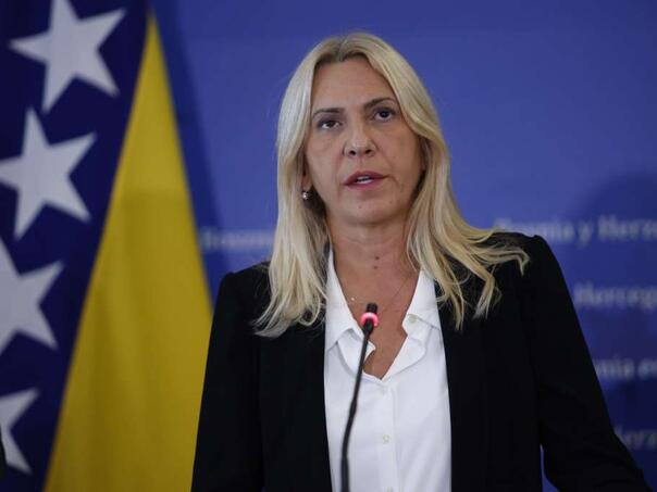 cvijanovic-nakon-ukidanja-sankcija-docekale-su-me-lijepe-vijesti-cvijanovic-fena_690225cbb025f CVIJANOVIĆ SE RASTUŽILA ZBOG ODLUKE USTAVNOG SUDA BiH: "Još jednom se pokazalo..."