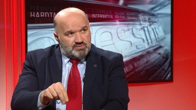 PEĆANIN UPOZORAVA: Ako se dogodi ovo – Dodiku neće biti do slavlja!