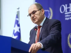 SASTANAK KOJI TRESE BiH: Schmidt nakon sastanka u Italiji poslao JASNU poruku!