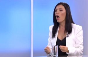 Sanja Vulić u 15 minuta haosa na RTRS: “Doakat ćemo Sarajevu” i druge dramatične izjave Sanja Vulić u 15 minuta haosa na RTRS: “Doakat ćemo Sarajevu” i druge dramatične izjave