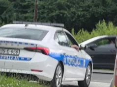 Saobraćajni udes u naselju Česma: Motociklista povrijeđen u sudaru s automobilom Saobraćajni udes u naselju Česma: Motociklista povrijeđen u sudaru s automobilom