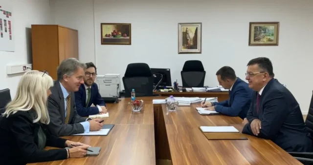 Pandurević "ismijala" Dodika: Kaže li Dodik “Tegeltija ruži RS”?