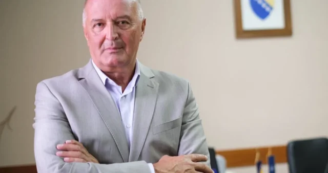 Helez o Dodiku: “Tretirali su ga kao ‘bosansku mečku’ u Srbiji”