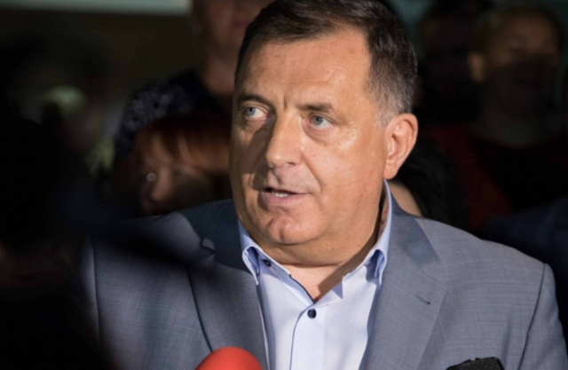 TOTALNO RAZOTKRIVANJE U PROGRAMU UŽIVO: “Milorad Dodik mi je rekao – daćeš mi TRI I PO MILIONA U KEŠU da kupiš…!”