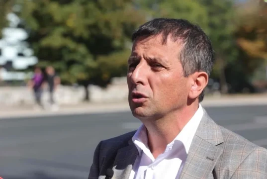 NOVI SKANDAL TRESE REPUBLIKU SRPSKU: Vukanović postavio šest pitanja Stanivukoviću NOVI SKANDAL TRESE REPUBLIKU SRPSKU: Vukanović postavio šest pitanja Stanivukoviću